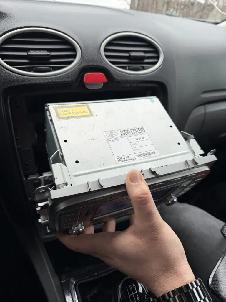 Ford Focus Radio Label - Radio Code Generator