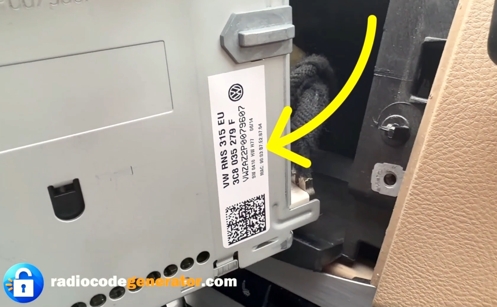Volkswagen Radio RNS 315 | Serial Number Example - Radiocodegeneator.com
